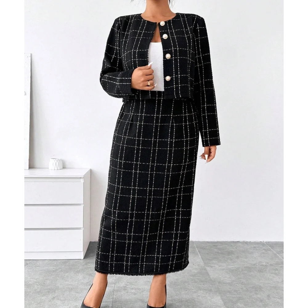 Plus Classic Plaid Print Tweed Blazer Maxi Skirt Set - Picture 2 of 9